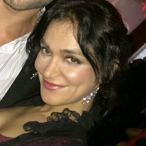 Meet your Posher, Nadia